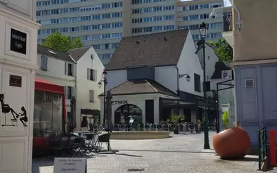 Colombes (92700)