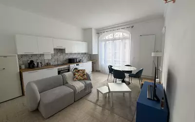Melun (77000)