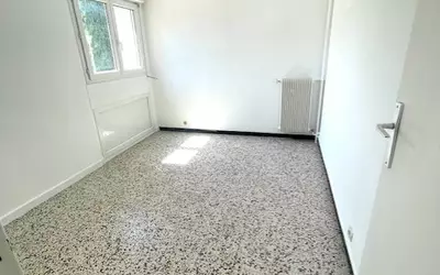 Toulon (83000)