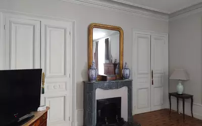 De Caractère  De 1860 240 M² + Grange Et Jardin Clos - Saint-Amand-Montrond (182