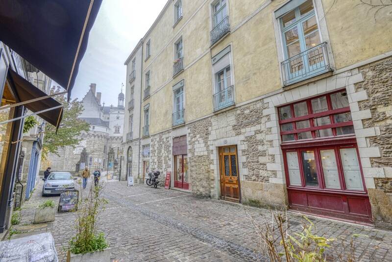 Nantes (44000)
