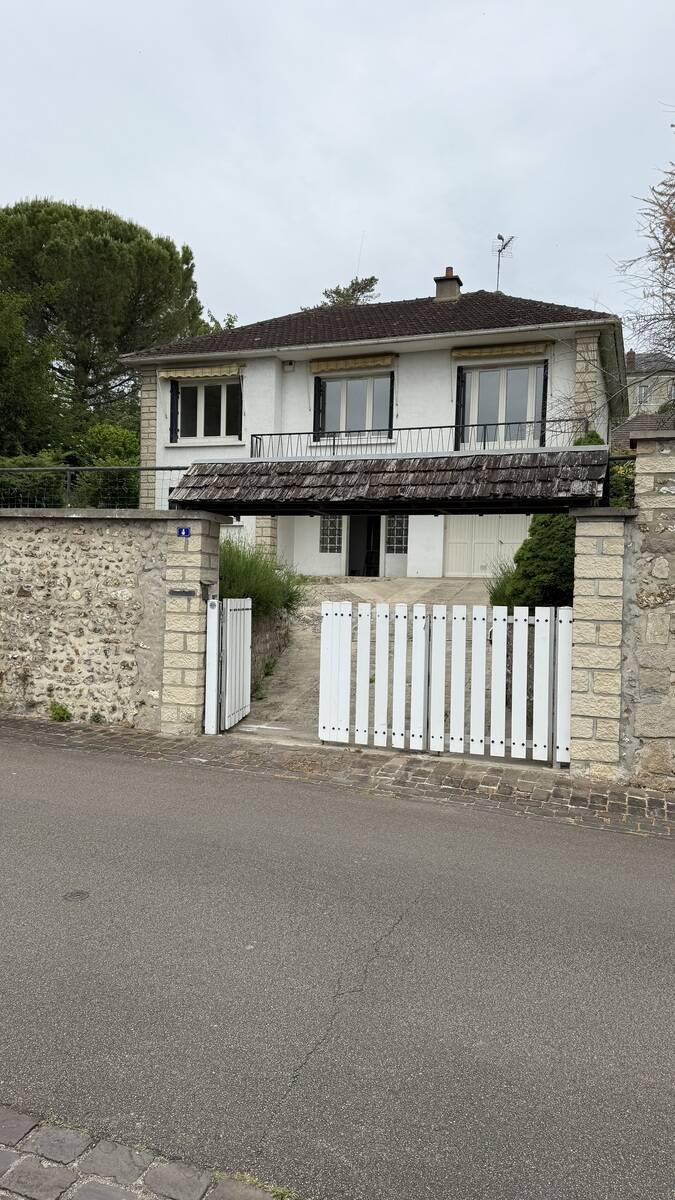 Joigny (89300)