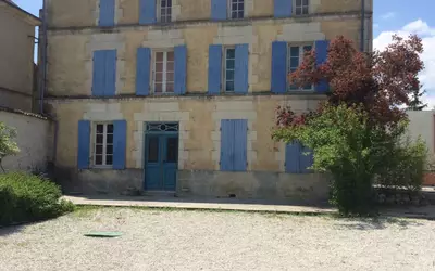 Asnières-La-Giraud (17400)
