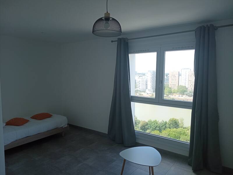 Nantes (44000)