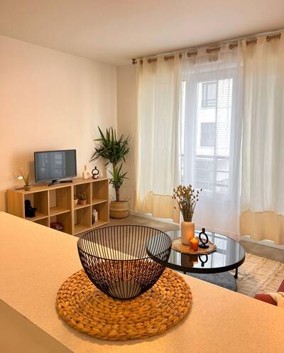 Location appartement studio Suresnes (92150)