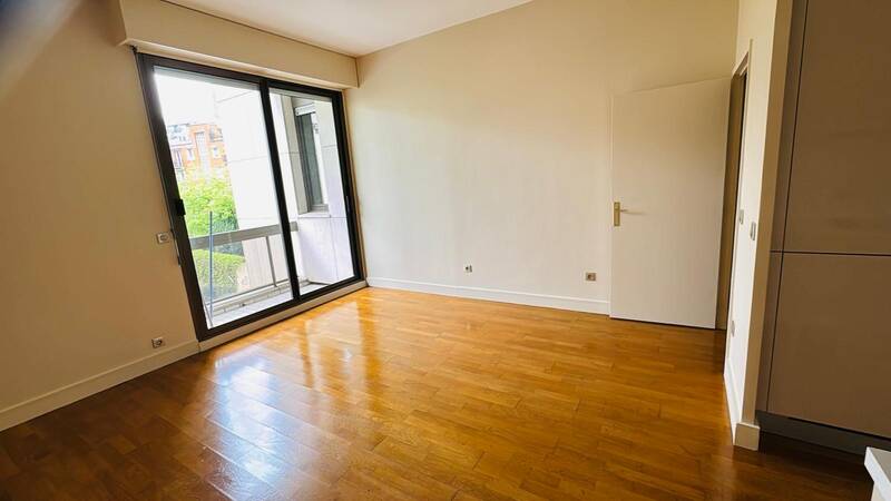 Neuilly-Sur-Seine (92200)