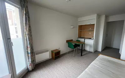 Courbevoie (92400)