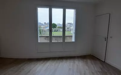Tours (37000)