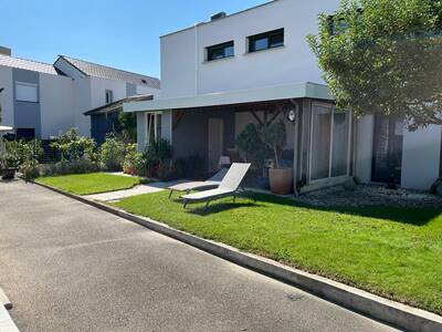 Vente maison 5 pièces Village-Neuf (68128)