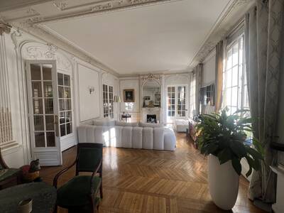 Vente appartement 6 pièces Paris 16e