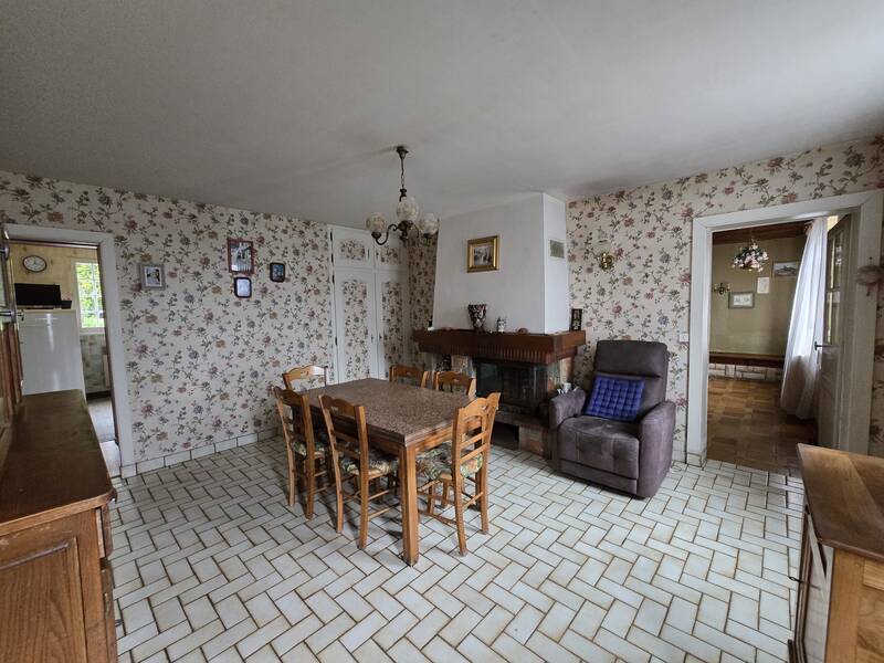 Cossé-Le-Vivien