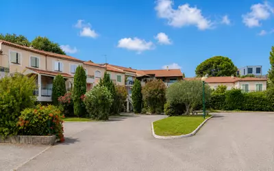 + Grand Garage Électrifié, Nice (06000)