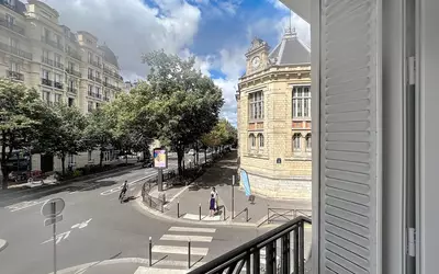 Paris 11E