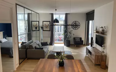 Nantes (44000)
