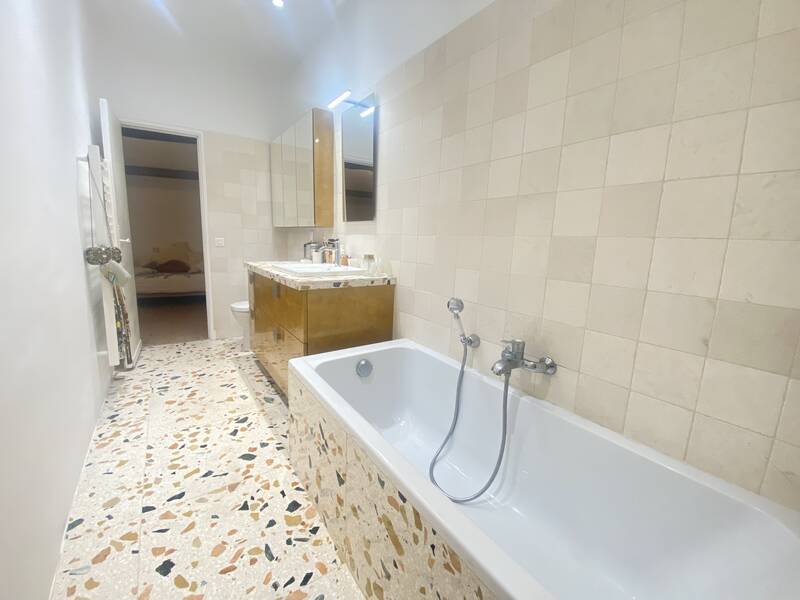 Cabris (06530)