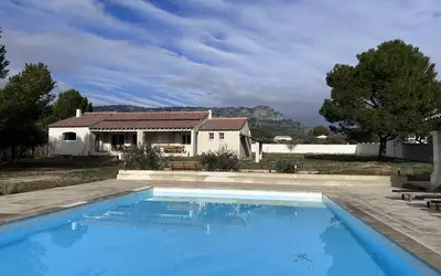 Mérindol (84360)