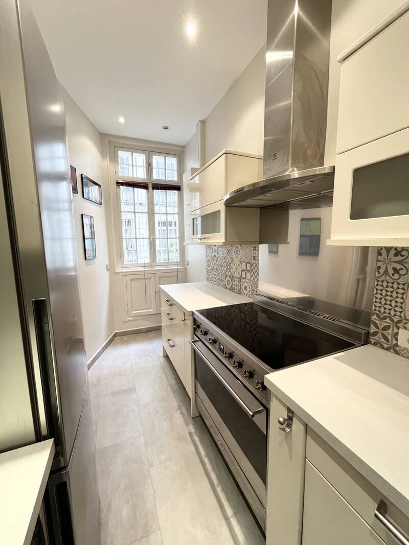 Paris 17E (75017)