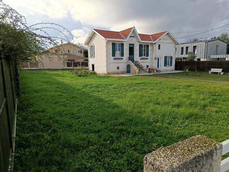 Pessac (33600)