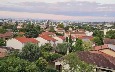 Oullins (69600)