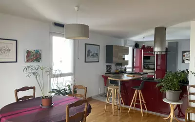 Nantes (44000)