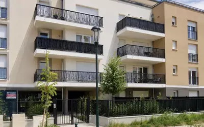 Ozoir-La-Ferrière (77330)