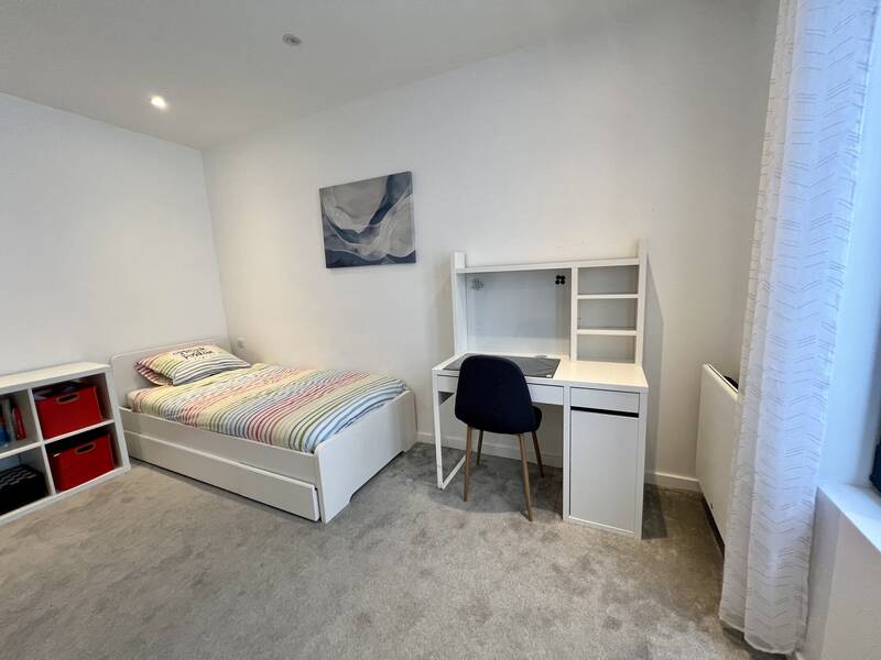 Suresnes (92150)