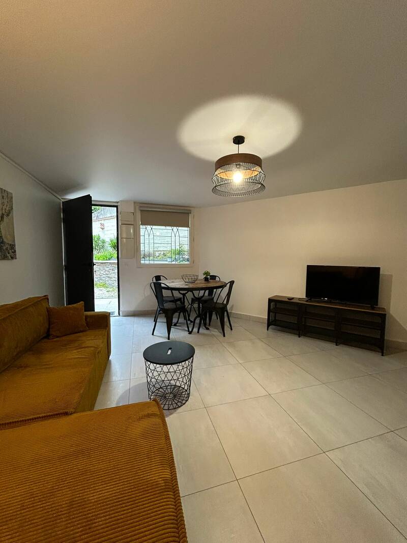 Champs-Sur-Marne (77420)