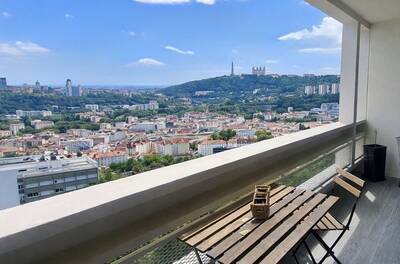 Location appartement 4 pièces Lyon 9e