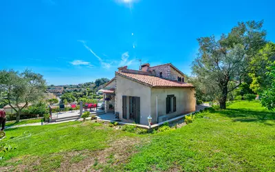 Villeneuve-Loubet (06270)