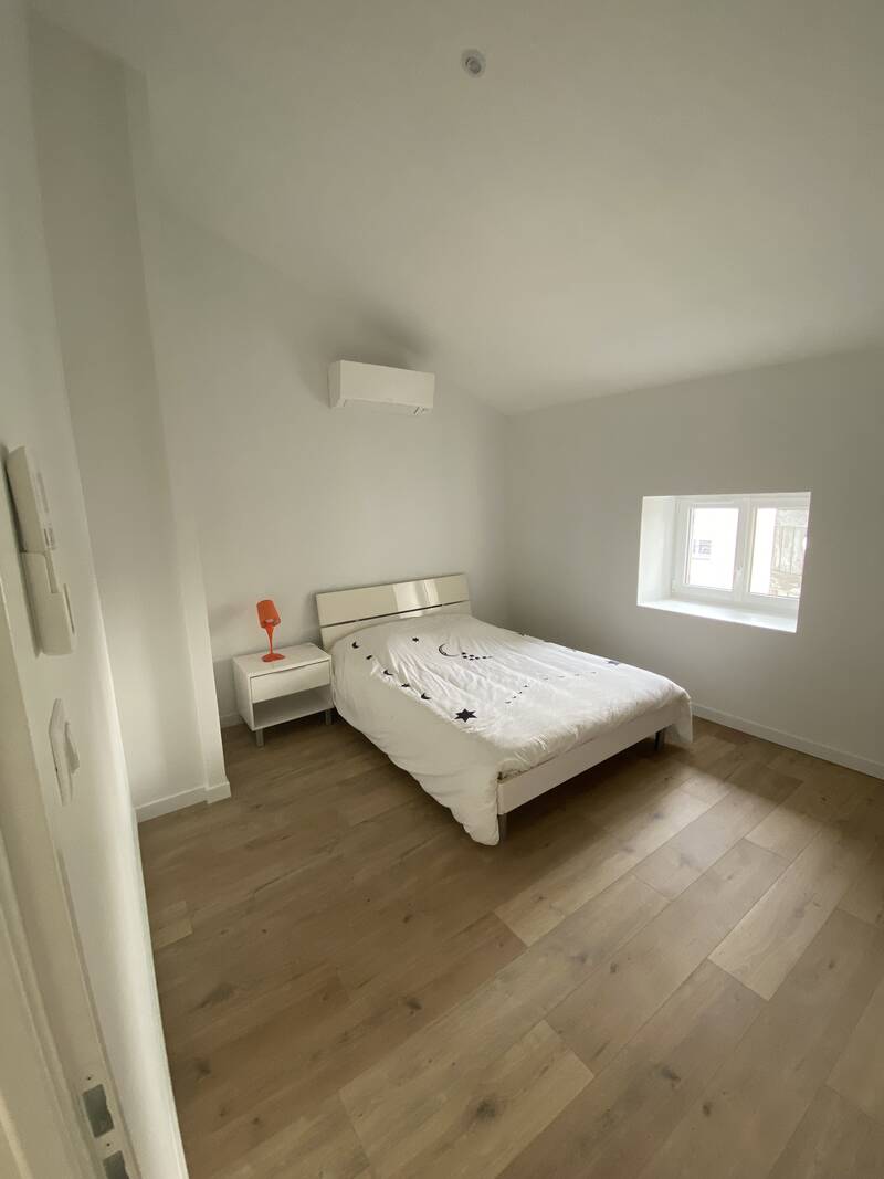 Saint-Laurent-Sur-Saône (01750)