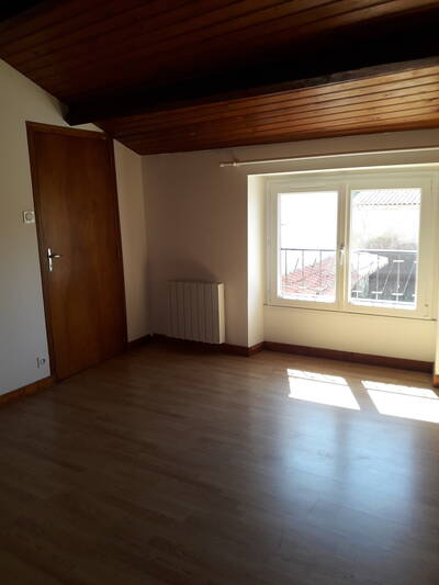 Location maison 6 pièces Gorges (44190)