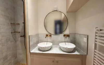Paris 18E (75018)