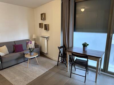 Location appartement studio Paris 19e