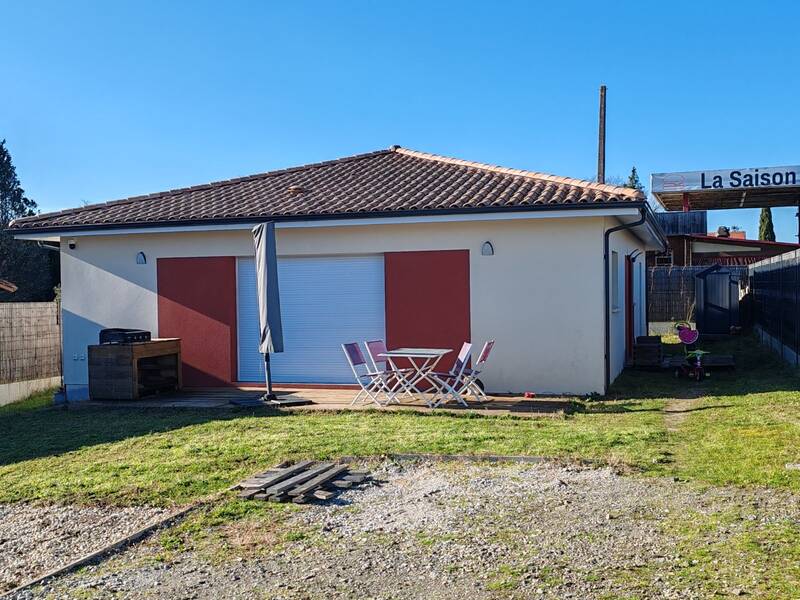 Salles (33770)-Avec Belle Suite Parentale Et Panneaux Solaires-