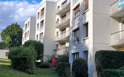 Sèvres (92310)