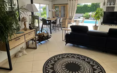 Fréjus (83600)