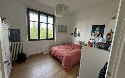 Nantes (44000)