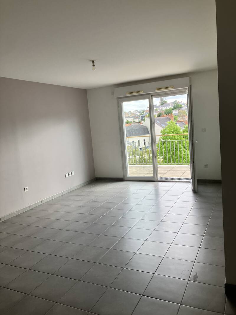 Nantes (44000)
