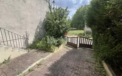 Follainville-Dennemont (78520)