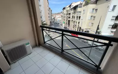 Cannes (06150)