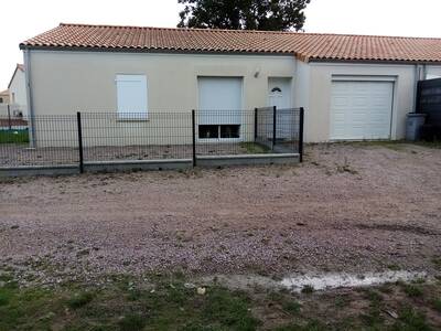 Location maison 3 pièces Faye-l'Abbesse (79350)