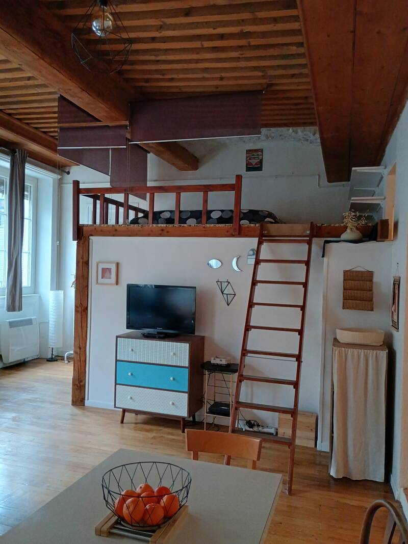 Lyon 2E (69002)