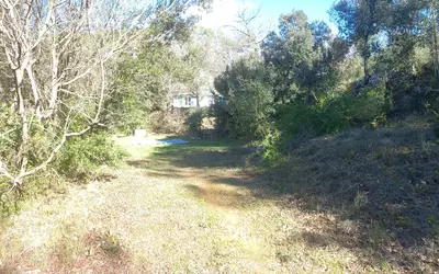 Entrecasteaux (83570)