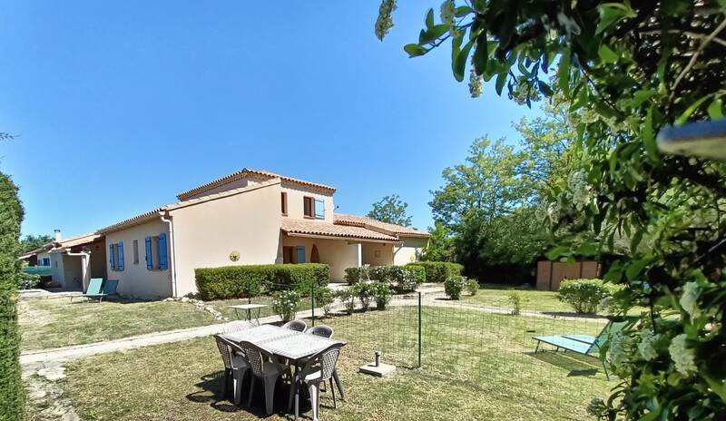 Roaix (84110)