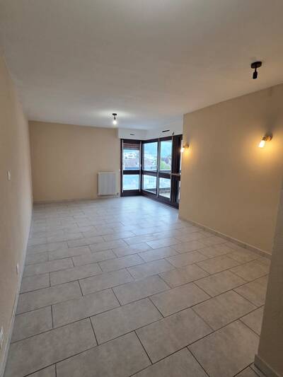 Location appartement 3 pièces Cluses (74300)