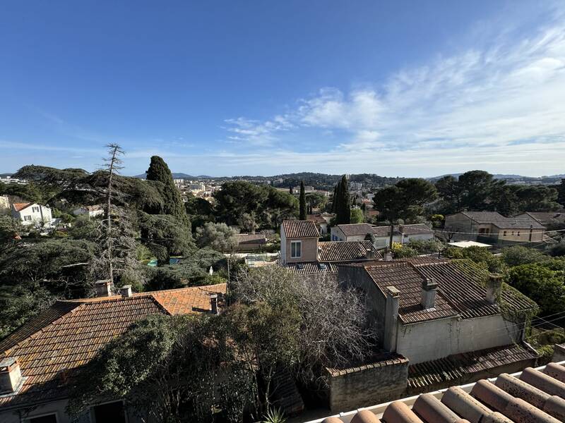 Toulon (83000)