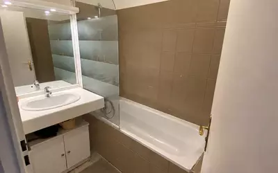 Bois-Colombes (92270)