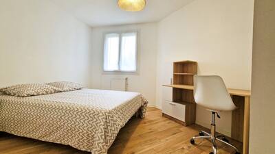 Location chambre en colocation 8 pièces Cergy (95)