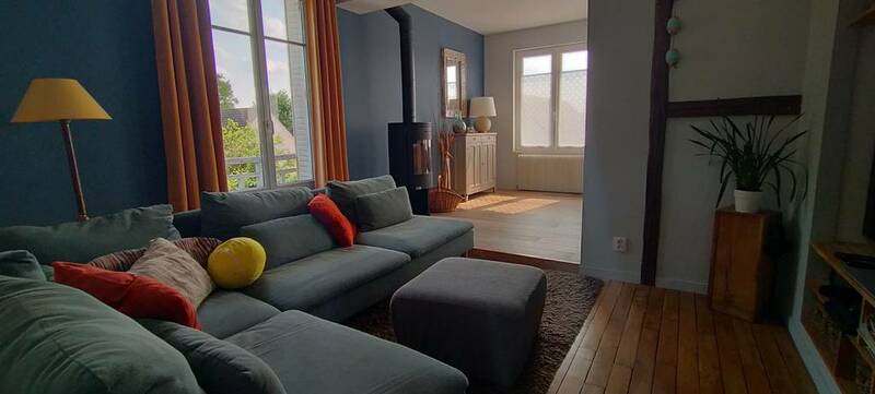 Nemours (77140)