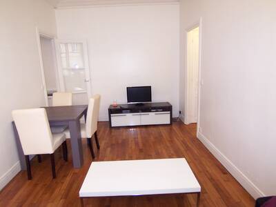 Location appartement 2 pièces Paris 15e